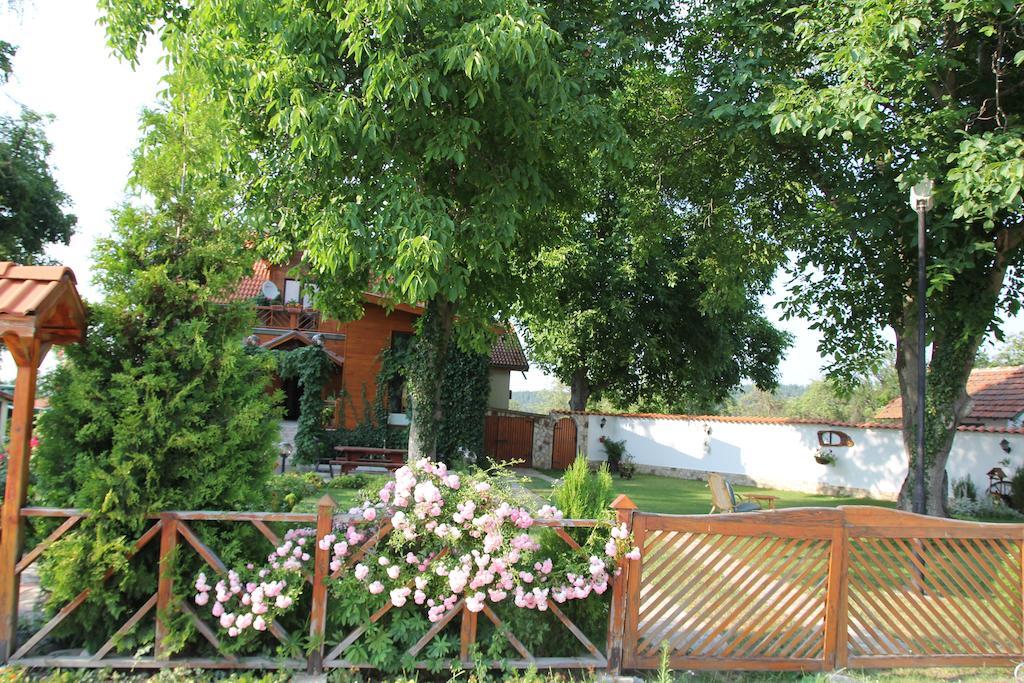 Orehite Guest House Самоков Экстерьер фото